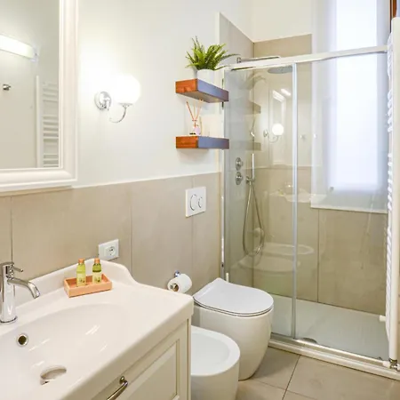 1 Bedroom Lovely In *